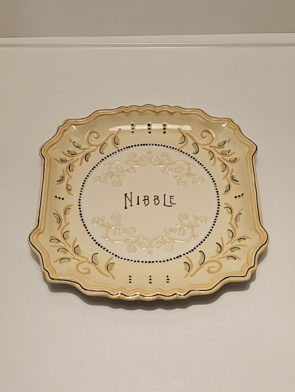Nibble Plate